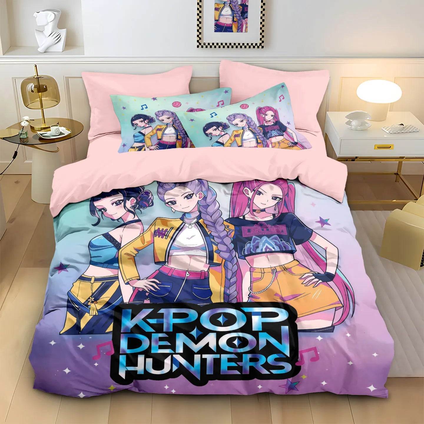 🛏️ Parure de Lit KPop Demon Hunters – Rumi, Zoey & Mira
